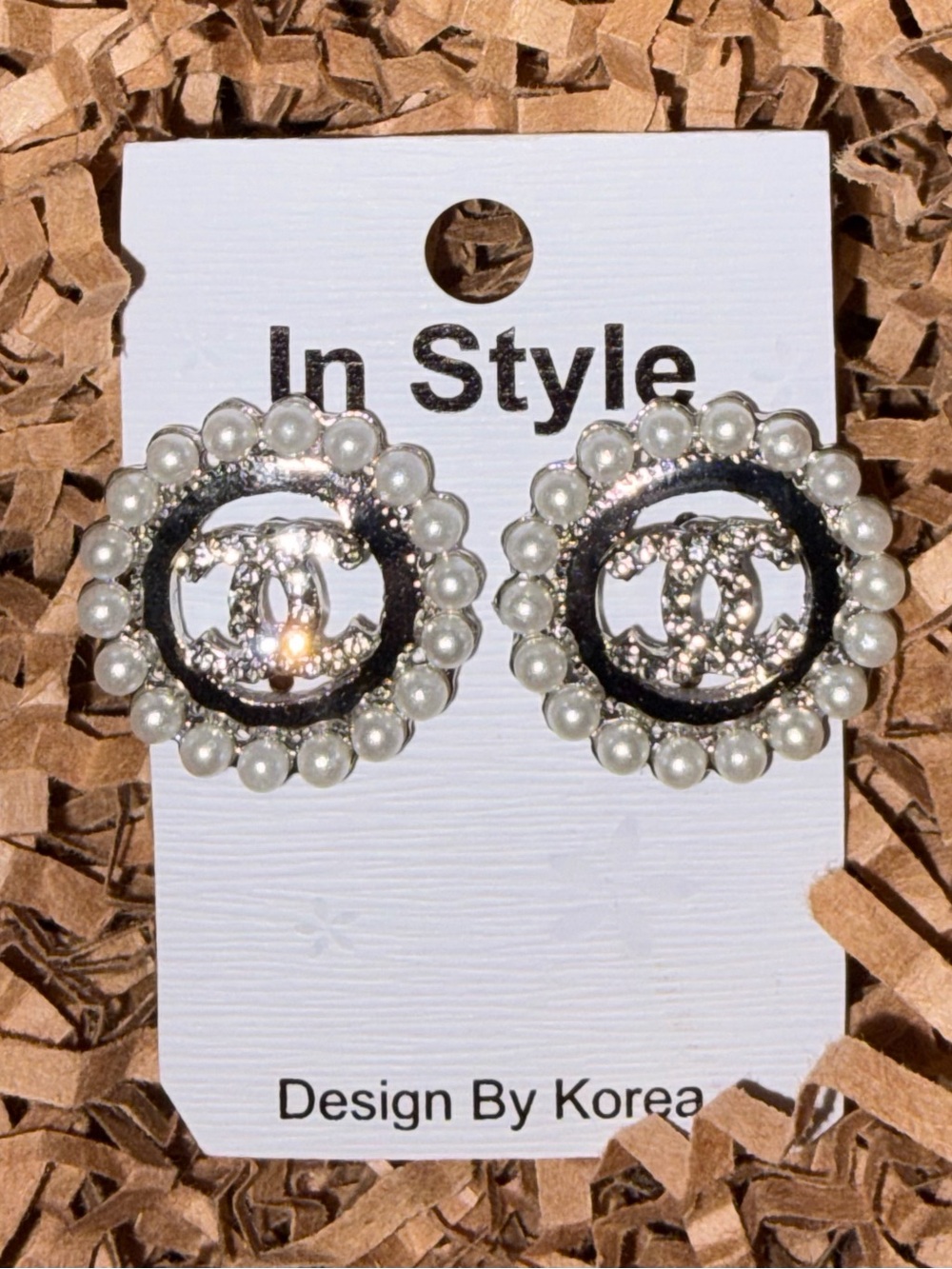 Women's CC Fashion Earrings